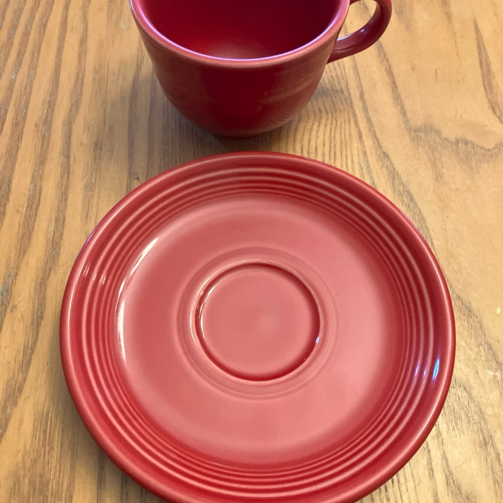 Fiestaware set of 7 tea cups & saucers with sugar/creamer with tray vintage - Picture 5 of 16